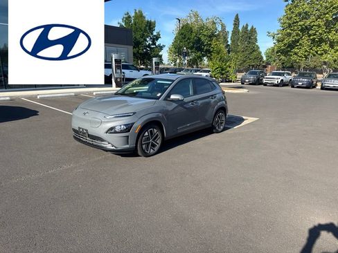 Certified 2023 Hyundai Kona SEL FWD image 1