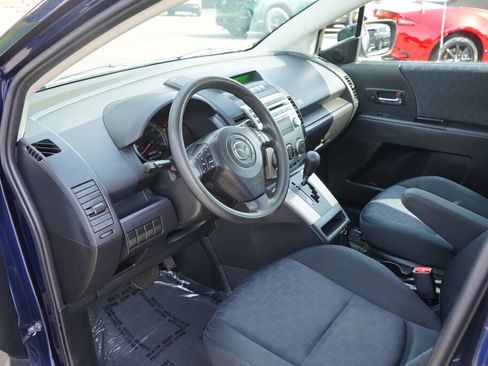 Used 2009 MAZDA MAZDA5 Sport FWD image 3