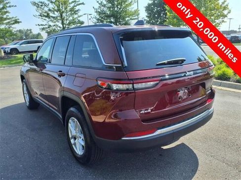 Certified 2024 Jeep Grand Cherokee Laredo X image 6