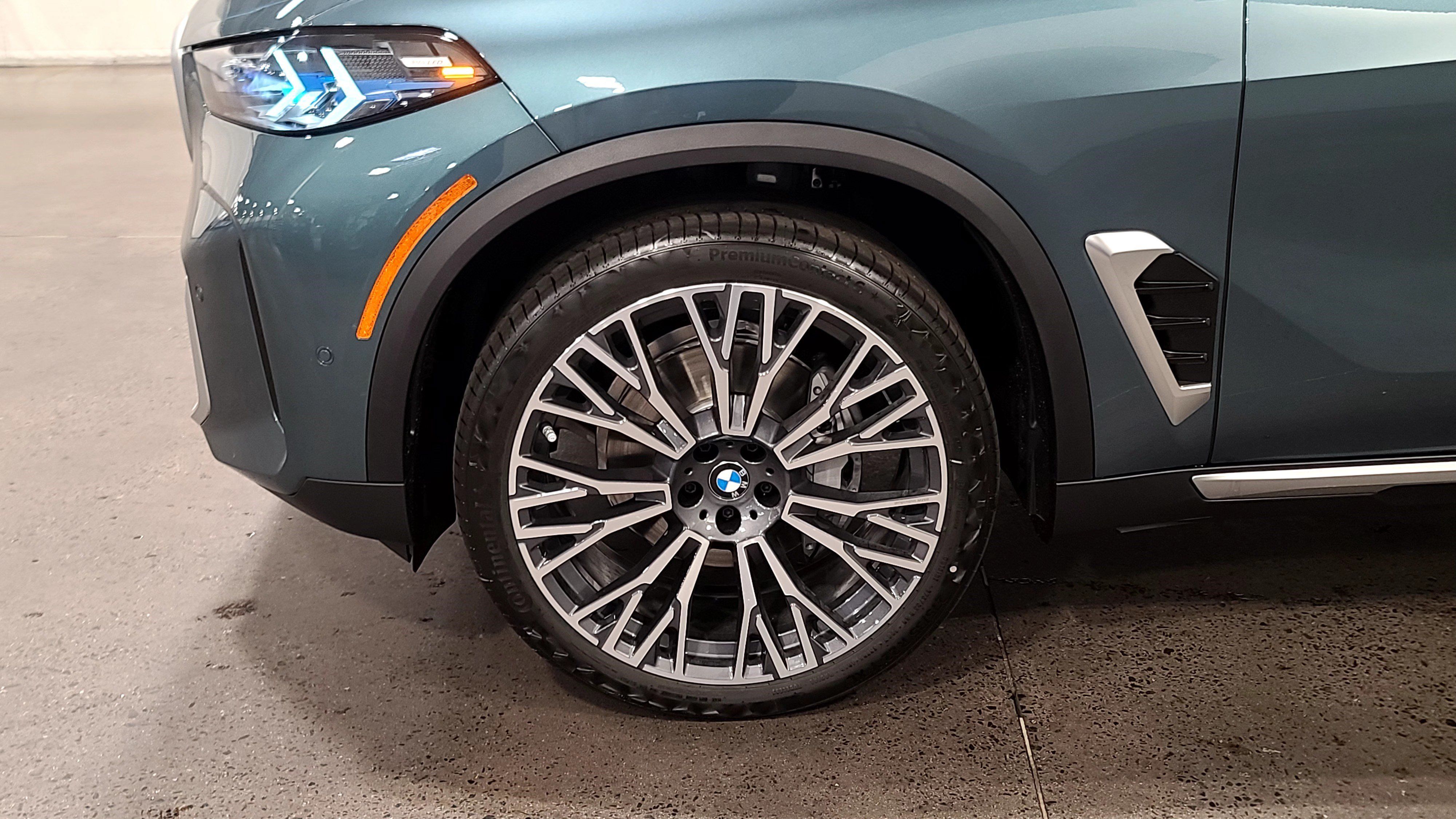 Used 2026 BMW X5 sDrive40i w/ Premium Package RWD image 10