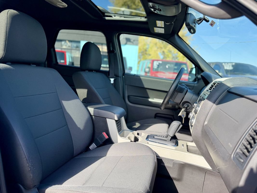 Used 2011 Ford Escape XLT w/ 202A Rapid Spec Order Code AWD/4WD image 11