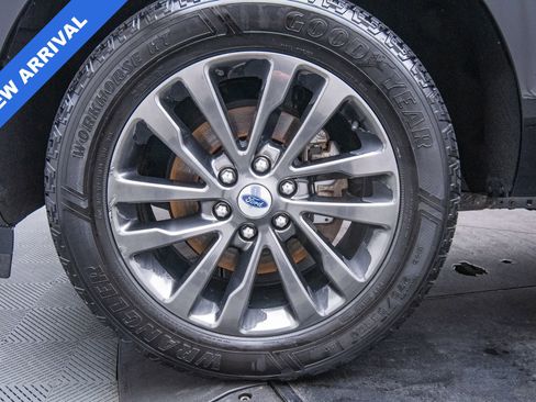 Used 2020 Ford Expedition Max Limited w/ Equipment Group 301A image 25