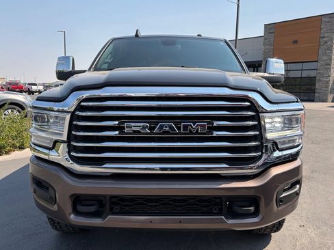 Used 2024 RAM 3500 Limited AWD/4WD image 2
