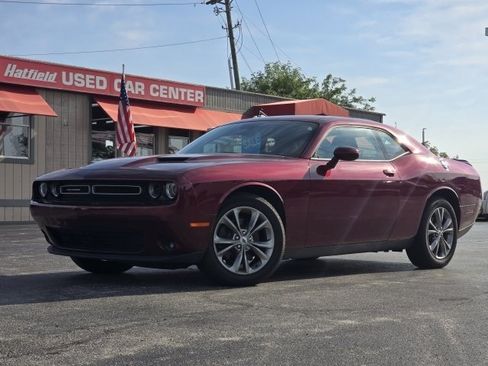 Used 2020 Dodge Challenger SXT w/ Plus Package AWD/4WD image 2