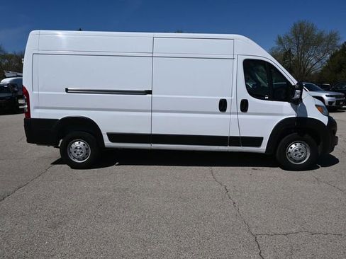 Used 2023 RAM ProMaster 2500 image 4