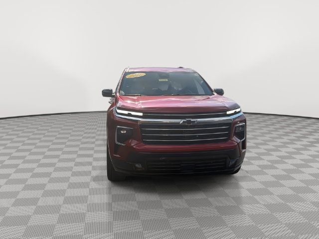 Certified 2025 Chevrolet Traverse High Country w/ LPO, Floor Liner Package FWD image 4