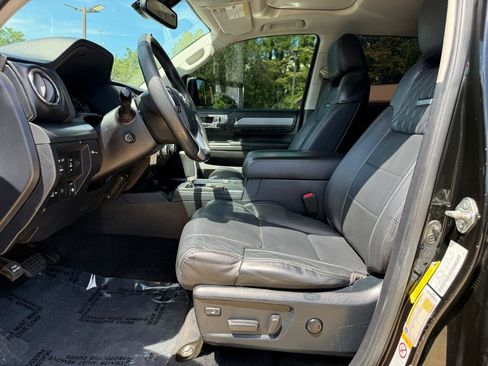 Used 2018 Toyota Tundra Platinum AWD/4WD image 9