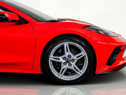 Used 2023 Chevrolet Corvette Stingray Premium Conv w/ Z51 Performance Package image 7