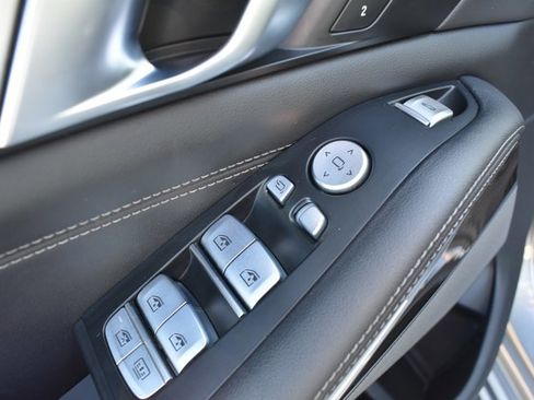 Used 2024 BMW X7 xDrive40i image 13