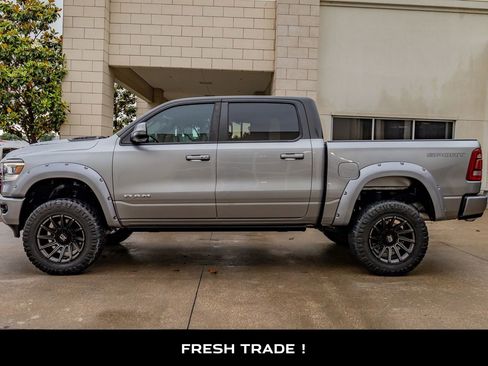 Used 2023 RAM 1500 Laramie AWD/4WD image 5