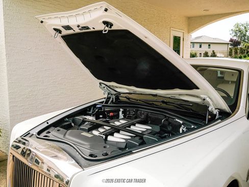 Used 2020 Rolls-Royce Phantom Sedan RWD image 15