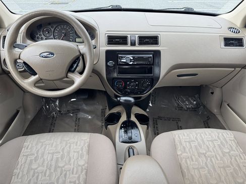 Used 2005 Ford Focus SE image 27