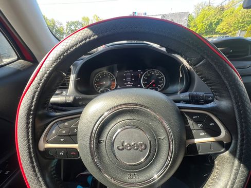 Used 2016 Jeep Renegade Limited AWD/4WD image 21