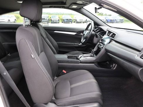 Used 2019 Honda Civic EX image 15