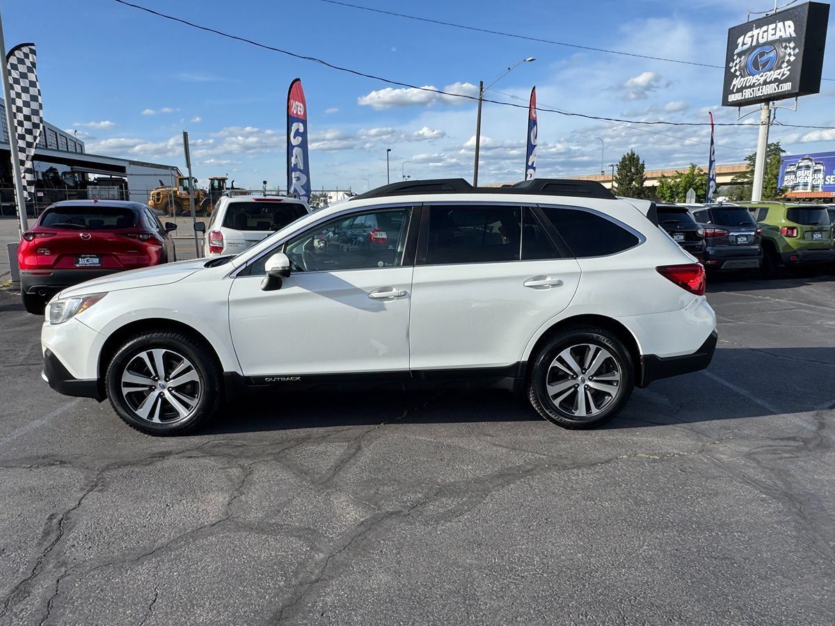 Used 2019 Subaru Outback 3.6R Limited w/ Popular Package #2 AWD/4WD image 5