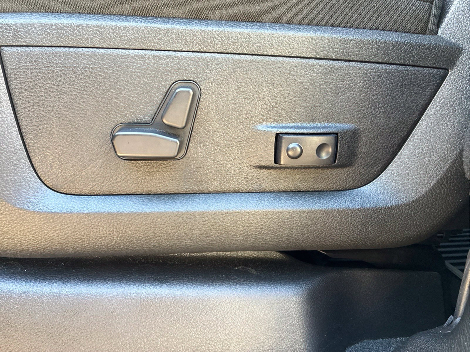 Certified 2026 RAM 2500 Big Horn AWD/4WD image 27