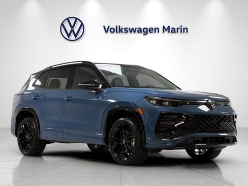 New 2026 Volkswagen Tiguan SE R-Line AWD/4WD image 7