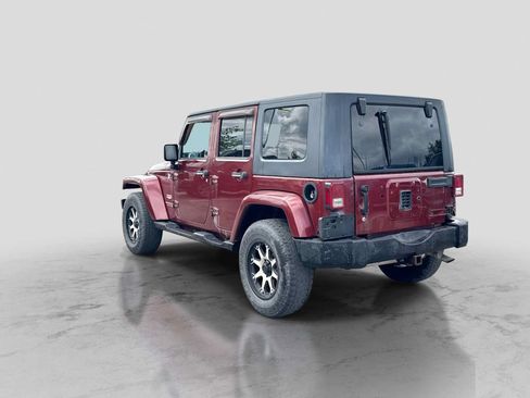 Used 2008 Jeep Wrangler Unlimited Sahara AWD/4WD image 3