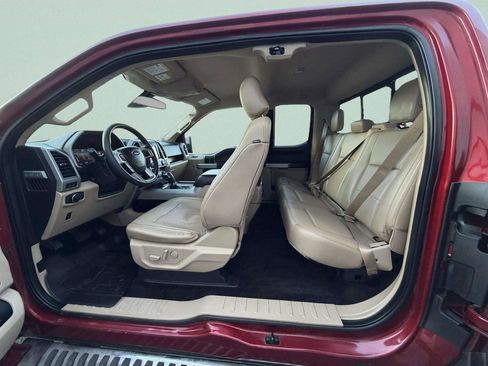 Used 2017 Ford F150 Lariat w/ Equipment Group 502A Luxury image 13