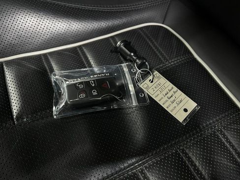 Used 2017 Land Rover Range Rover Sport SVR image 38