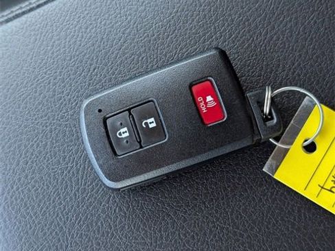 Used 2021 Toyota 4Runner SR5 Premium image 28