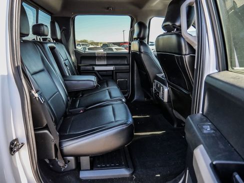 Used 2017 Ford F250 Lariat w/ Chrome Package image 17