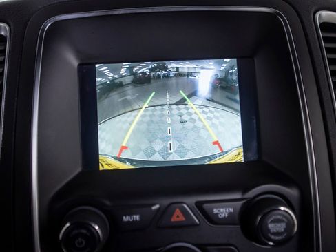 Used 2020 Dodge Durango SXT image 28