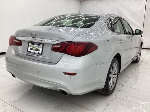 Used 2015 INFINITI Q70 3.7 image 9