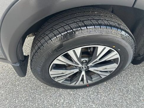 Used 2023 Nissan Rogue SV w/ SV Premium B Package AWD/4WD image 30