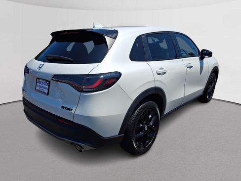 Used 2024 Honda HR-V Sport image 10