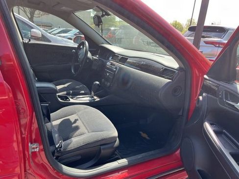 Used 2013 Chevrolet Impala LT FWD image 16