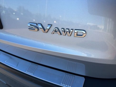 Used 2023 Nissan Rogue SV image 10