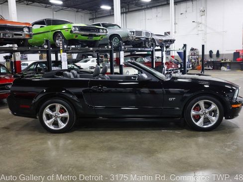 Used 2008 Ford Mustang GT Premium RWD image 9