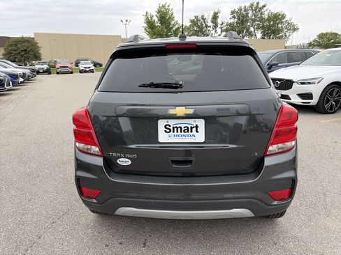 Used 2019 Chevrolet Trax LT w/ LT Convenience Package AWD/4WD image 6