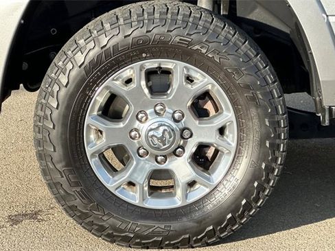 Used 2020 RAM 3500 Laramie image 29