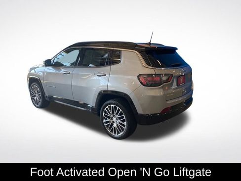 Used 2023 Jeep Compass Limited w/ Elite Group AWD/4WD image 17