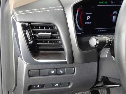 Used 2022 Nissan Rogue Platinum w/ Head-Up Display Package image 20