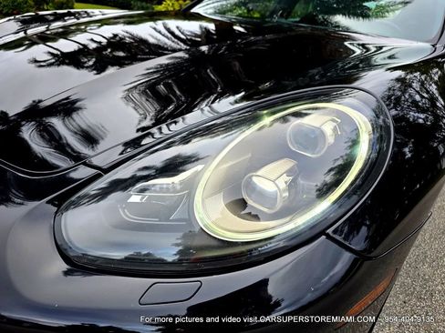 Used 2016 Porsche Panamera GTS image 93