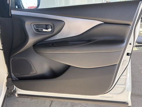 Used 2020 Nissan Murano SV w/ Premium Package image 19