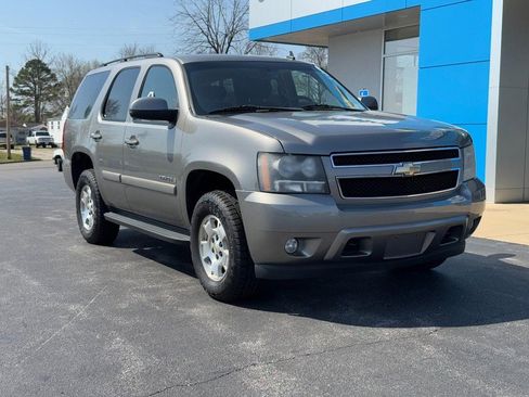 Used 2008 Chevrolet Tahoe LT image 2