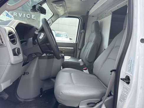 New 2027 Ford E-350 and Econoline 350 Super Duty w/ Power Equipment Group RWD image 13