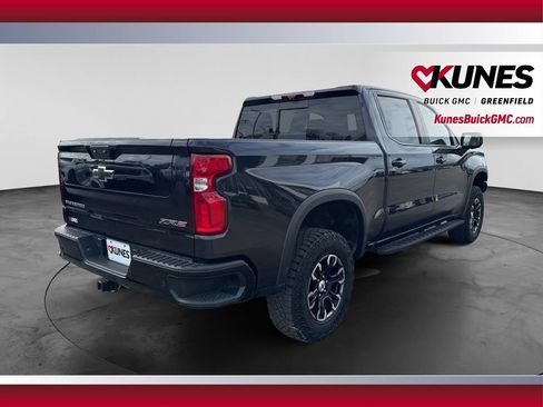 Used 2023 Chevrolet Silverado 1500 ZR2 w/ Technology Package AWD/4WD image 5