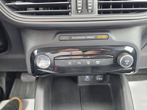 Used 2023 Ford Escape Active w/ Tech Pack #1 AWD/4WD image 25