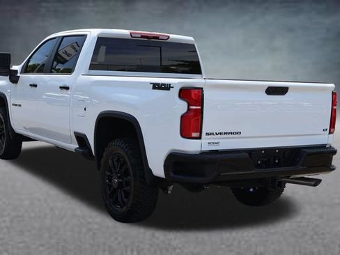 Used 2026 Chevrolet Silverado 2500 LT w/ Trail Boss Package AWD/4WD image 21