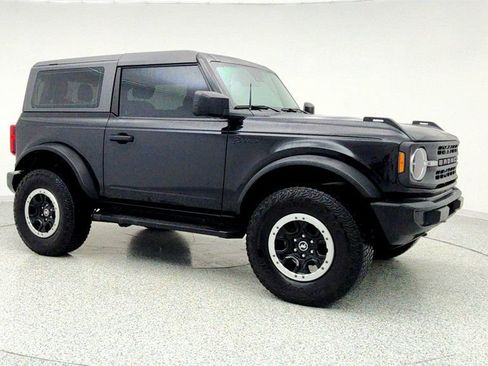 Used 2022 Ford Bronco 2-Door w/ Sasquatch Package image 3
