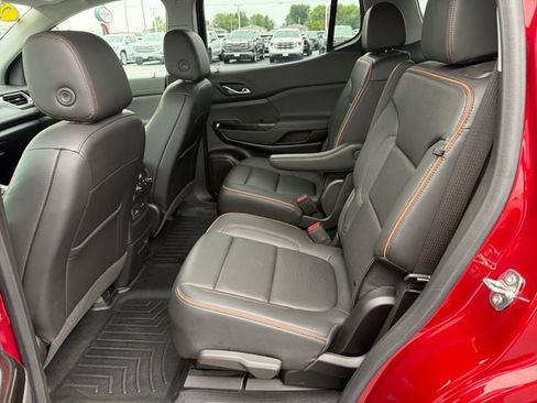 Used 2023 GMC Acadia AT4 w/ Technology Package AWD/4WD image 29