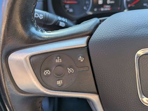 Used 2021 GMC Terrain SLE w/ Driver Convenience Package FWD image 13