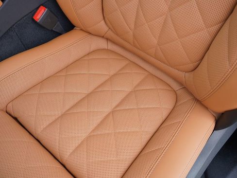 New 2026 BMW X6 M60i w/ Parking Assistance Package image 11