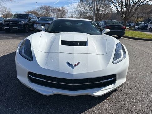 Used 2019 Chevrolet Corvette Stingray Coupe w/ 1LT image 2