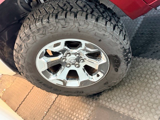 Used 2019 RAM 1500 Big Horn AWD/4WD image 14